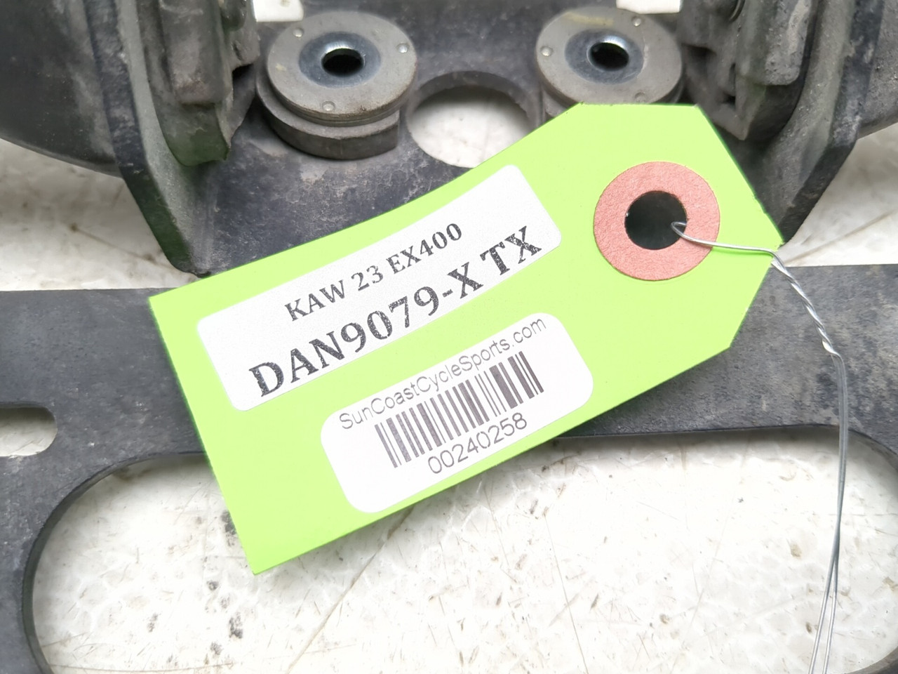 カウンターバイケン パーツ 18-26 Kawasaki Ninja 400 EX400 Rear Fender Bracket Turn Signal