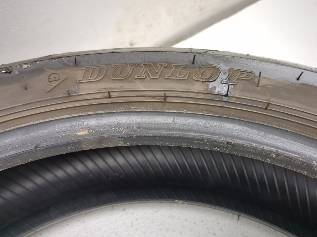 Dunlop Sportmax GPR-300 Rear Tire 160/60ZR17 - Sun Coast Cycle