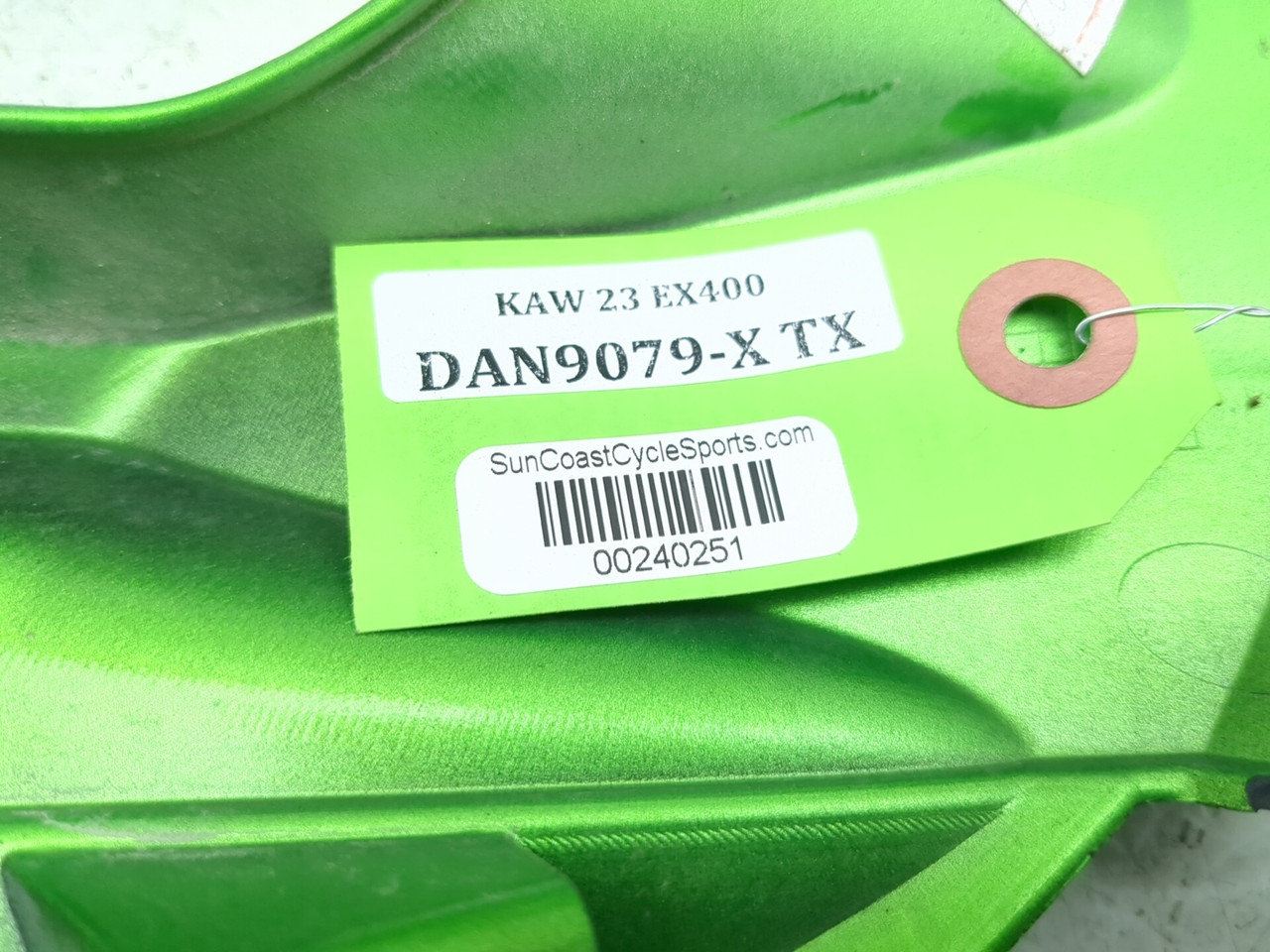 18-26 Kawasaki Ninja 400 EX400 Left Side Fairing Cowling Fin 55028