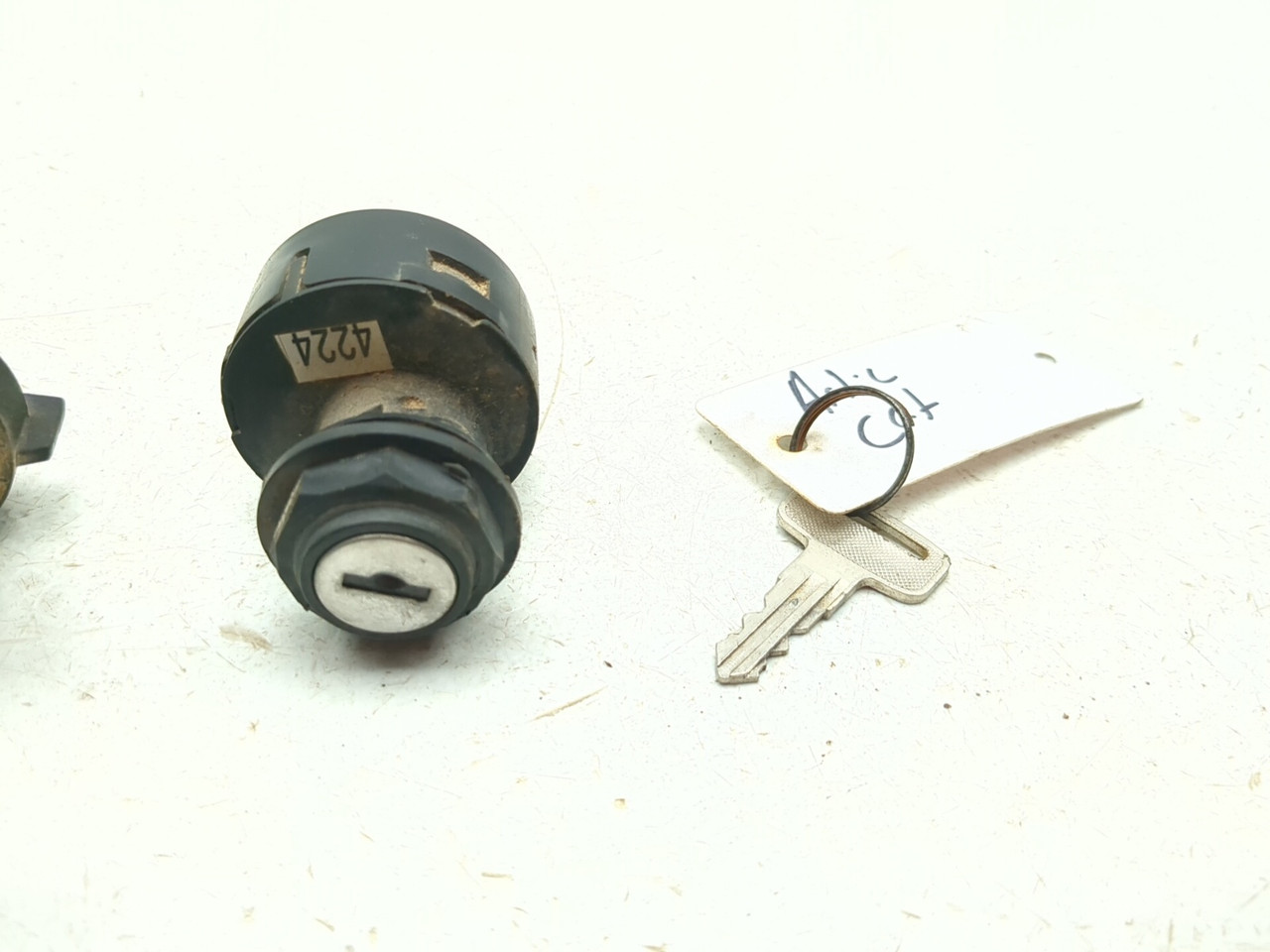 11-13 Arctic Cat Wildcat 1000i H.O Dash Controls Switch Lock Key