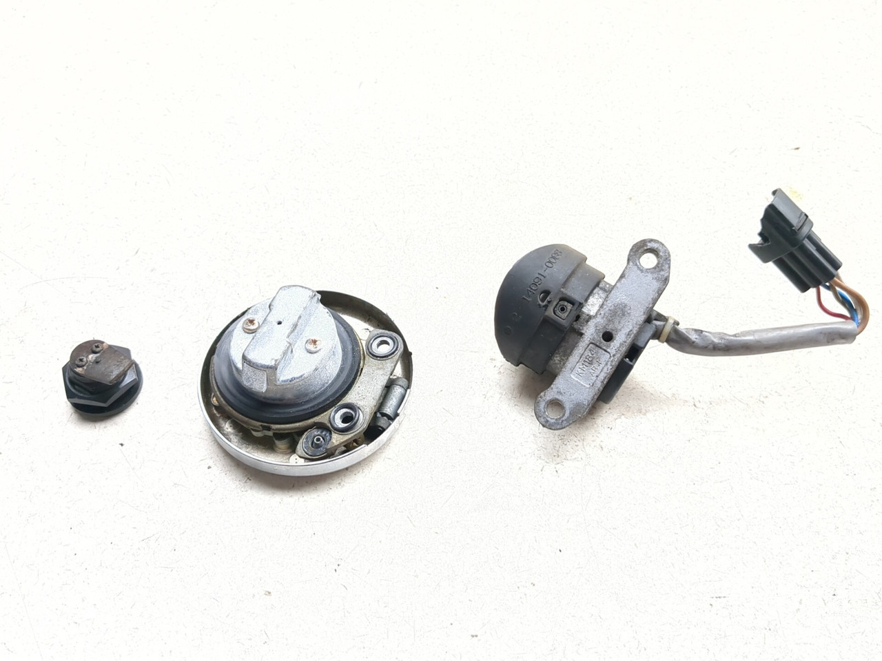 05-08 Kawasaki VN1600 Vulcan Nomad No Key Ignition Gas Cap Lock
