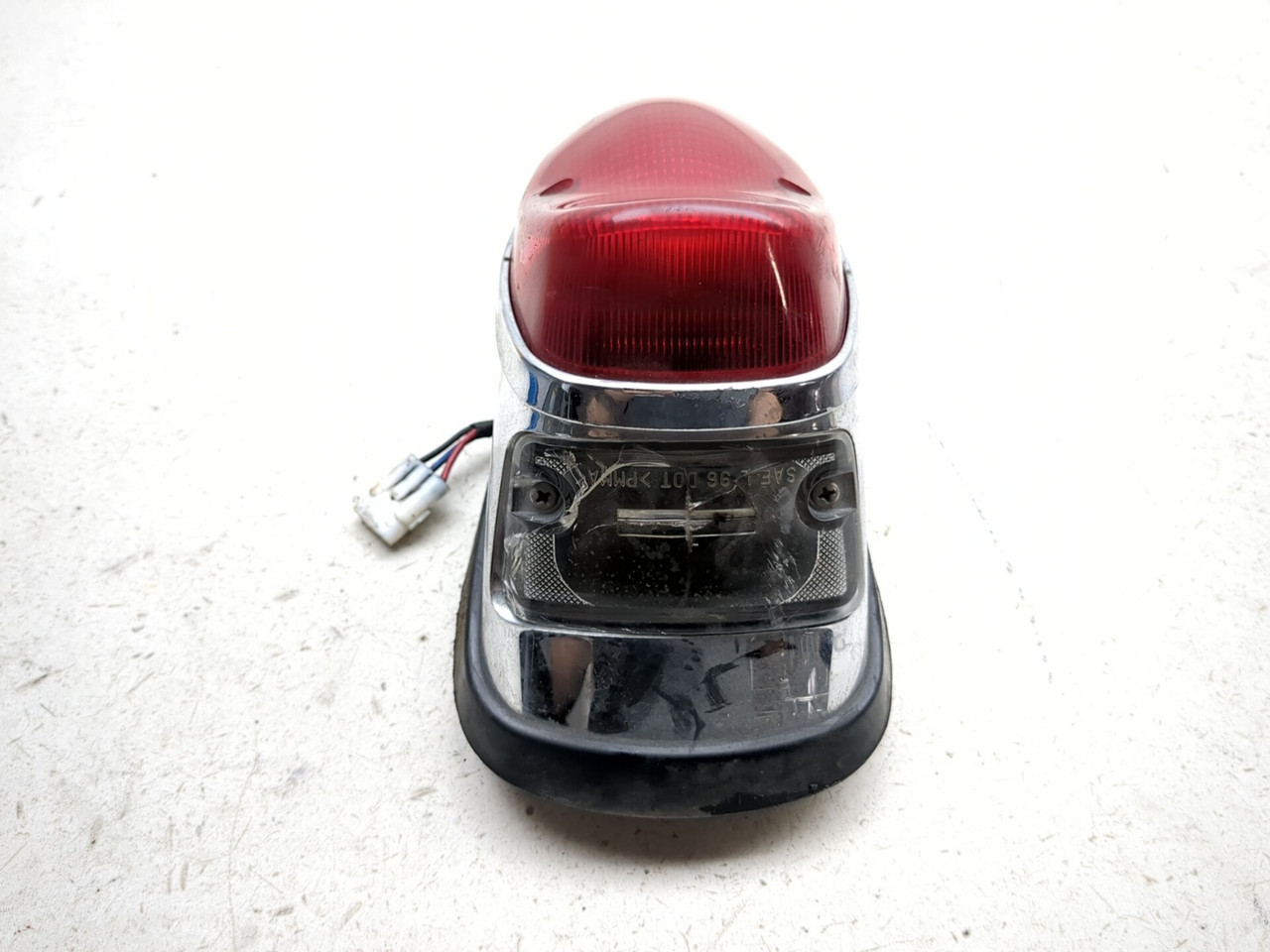 05-08 Kawasaki VN1600 Vulcan Nomad Rear Tail Brake light 23025