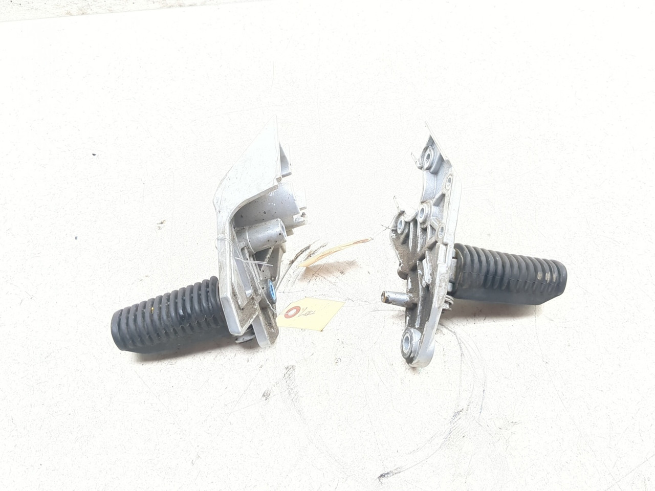 95-01 BMW R1100 R Rear Left Right Passenger Footrest Assembly