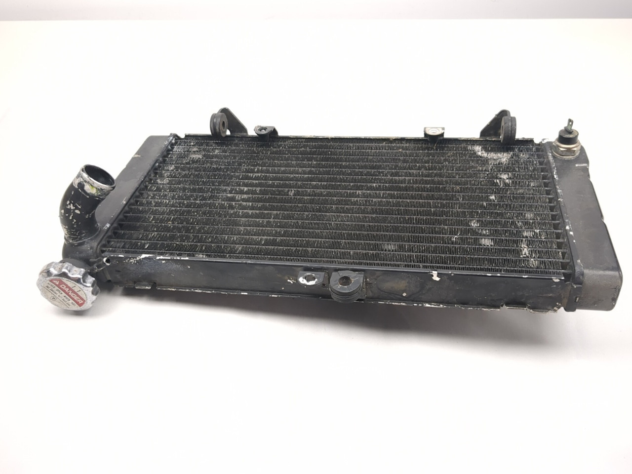 97-04 Honda Valkyrie 1500 GL1500C Front Radiator Cooler 19010-MZ0