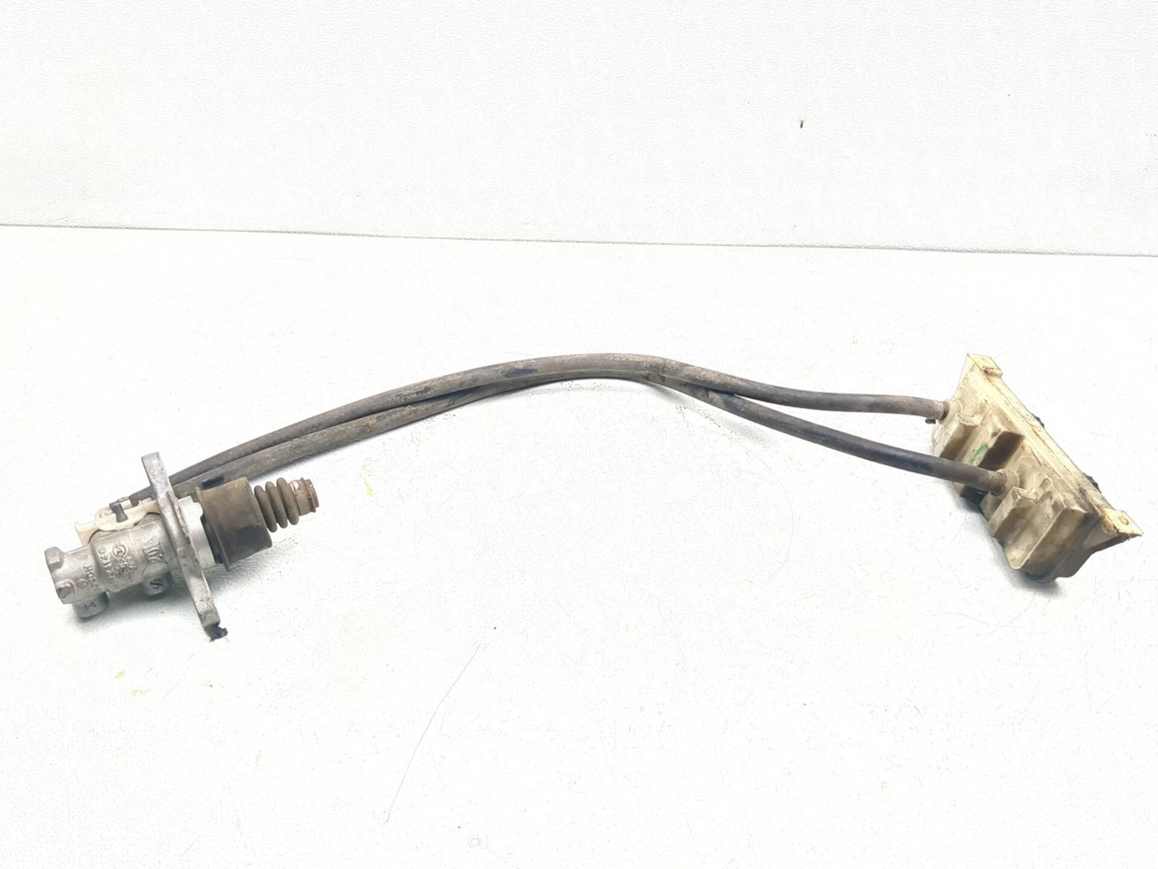 10-13 Can Am Spyder RT-S SE5 Front Brake Master Cylinder 705600722