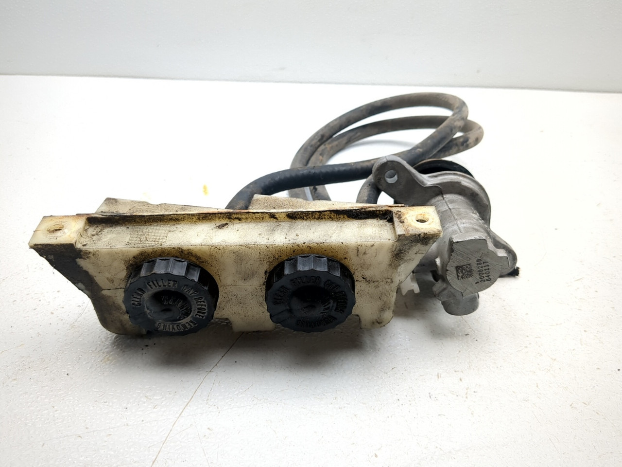 10-13 Can Am Spyder RT-S SE5 Front Brake Master Cylinder 705600722
