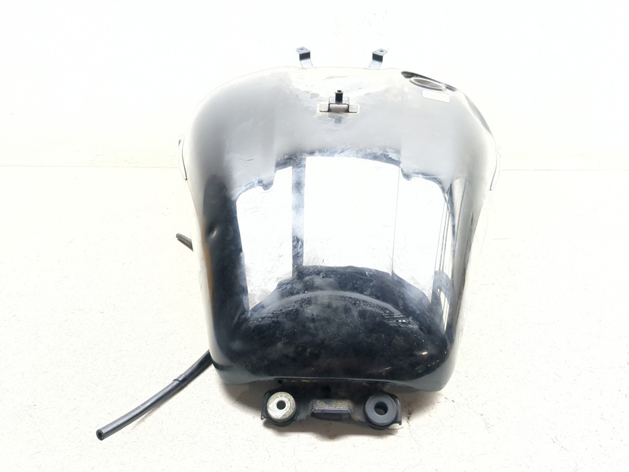 05-08 Kawasaki VN1600 Vulcan Nomad Gas Fuel Tank 51001-1682-H8