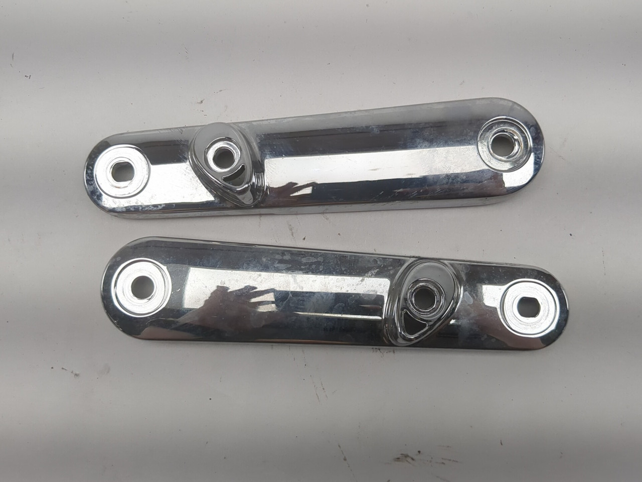 17-23 Harley Street Glide FLHX Front Left Right Turn Signal Mount