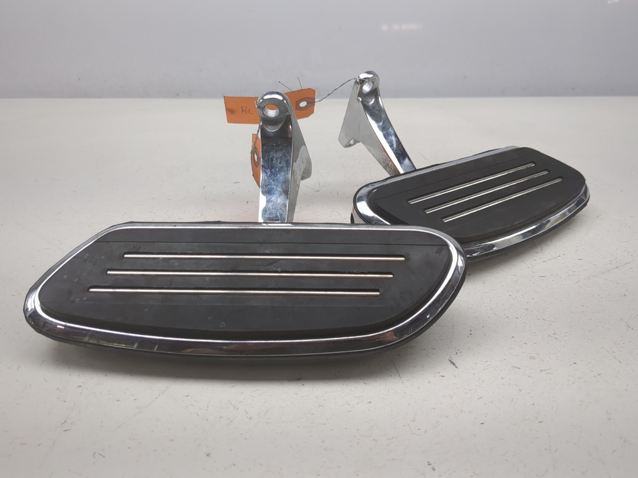 トーイ 17-23 Harley Street Glide FLHX Left Right Passenger Floorboard Set