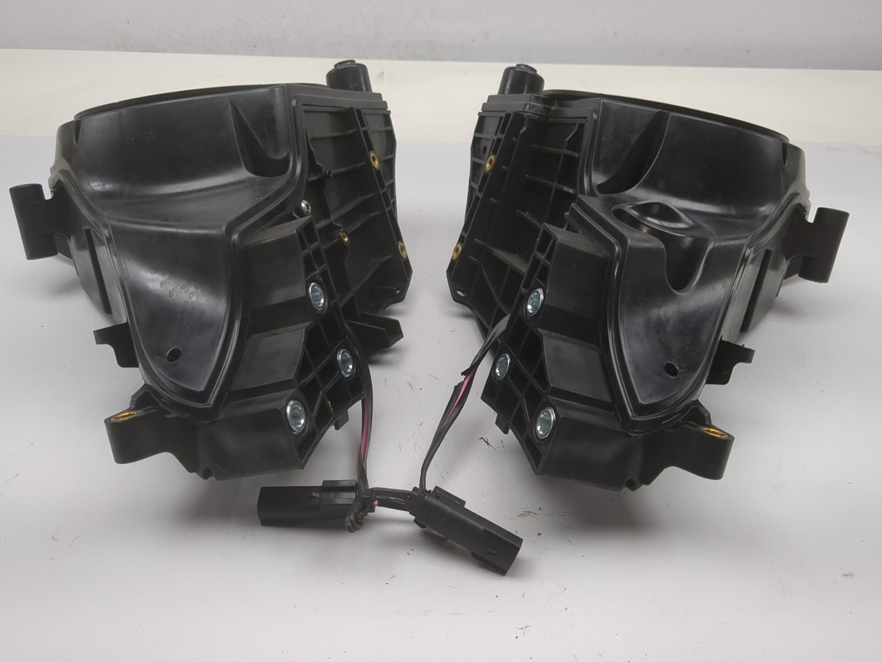 17-23 Harley Street Glide FLHX Left Right Inner Fairing Speaker
