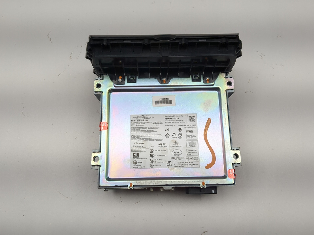 17-23 Harley Street Glide FLHX Front Boom Radio 76000783D - Sun