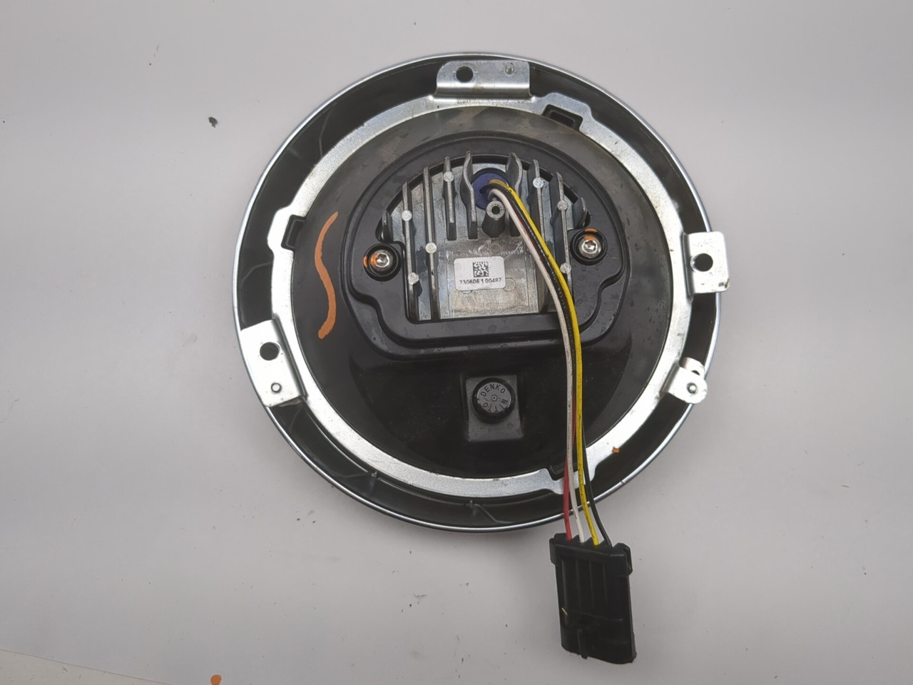 17-23 Harley Street Glide FLHX Front Headlight Assembly 67700430A