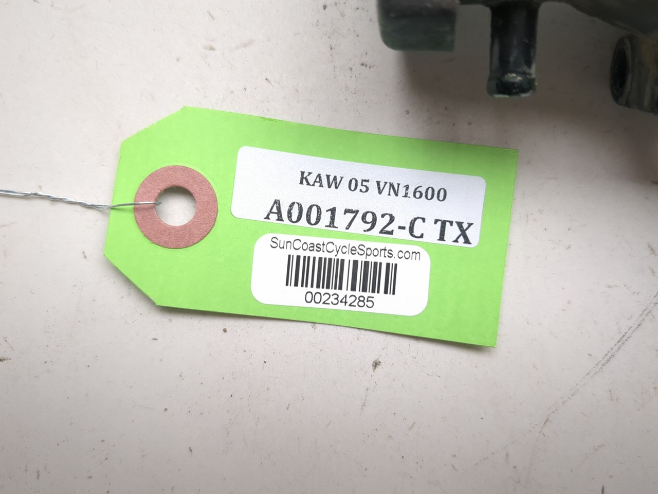 05-08 Kawasaki VN1600 Vulcan Nomad Thermostat Housing 16160-0775