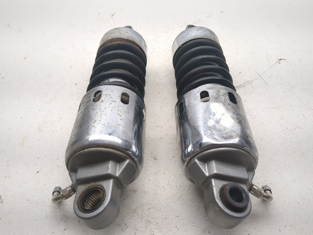 05-08 Kawasaki VN1600 Vulcan Nomad Rear Left Right Shock Absorber