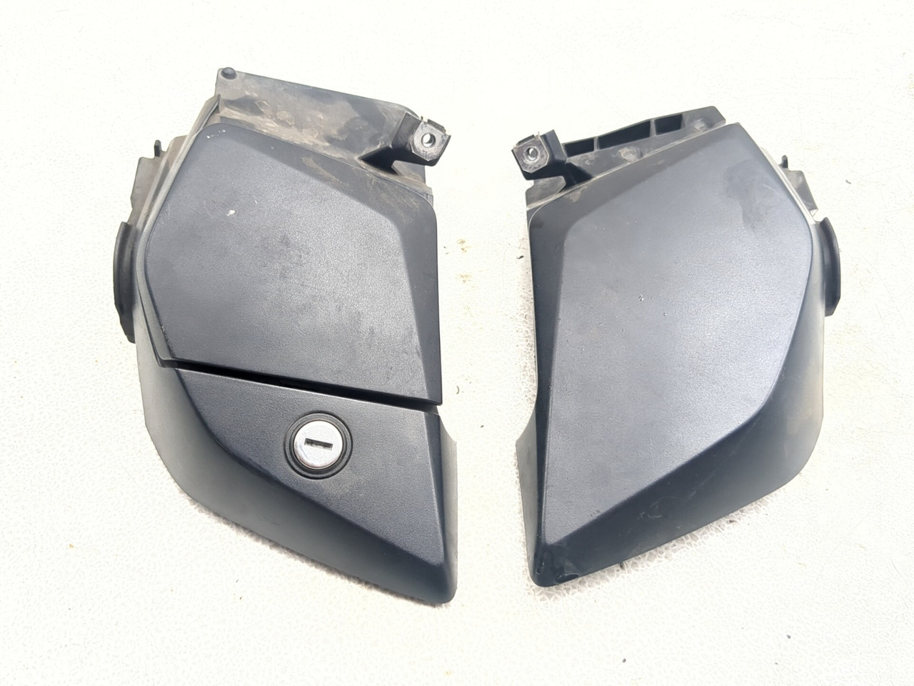 14-18 BMW R1200 R1200RT Front Left Right Storage Compartment Lid