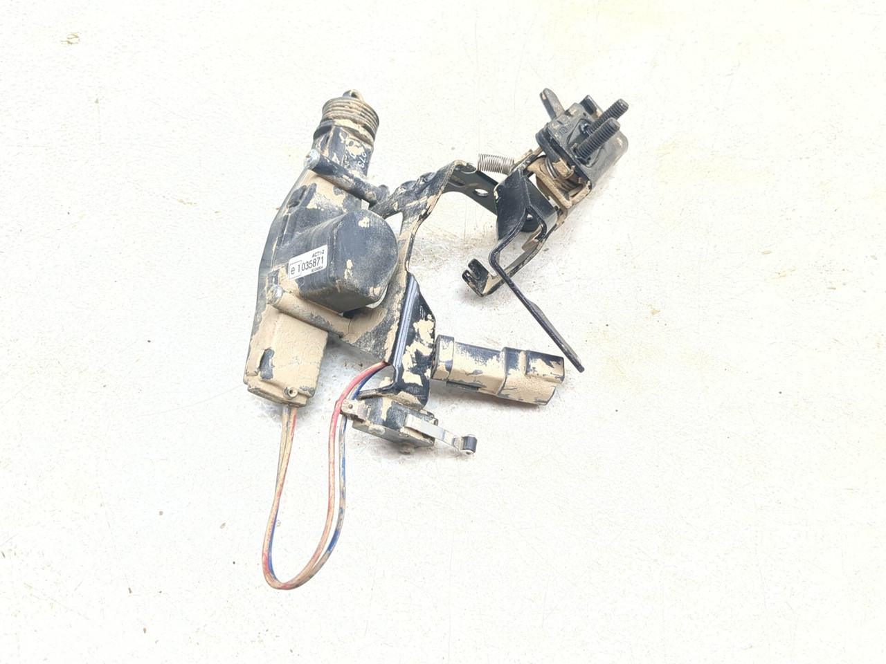 10-13 Can Am Spyder RT-S SE5 Front Trunk Latch Actuator 710001554