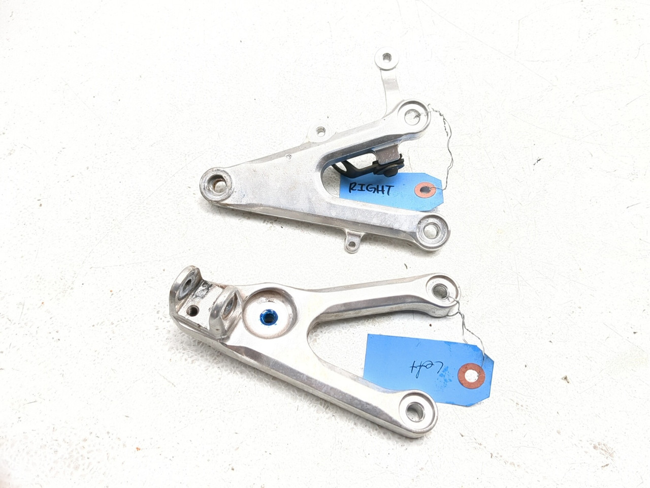 03-05 Yamaha YZF R6 Front Left Right Rearset Bracket Set 5SL-27442