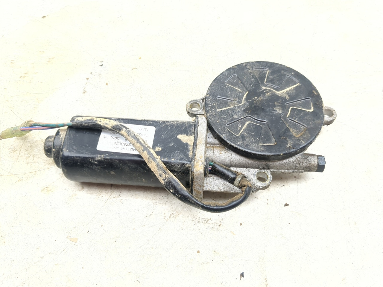 10-13 Can Am Spyder RT-S SE5 Front Windshield Adjustment Motor