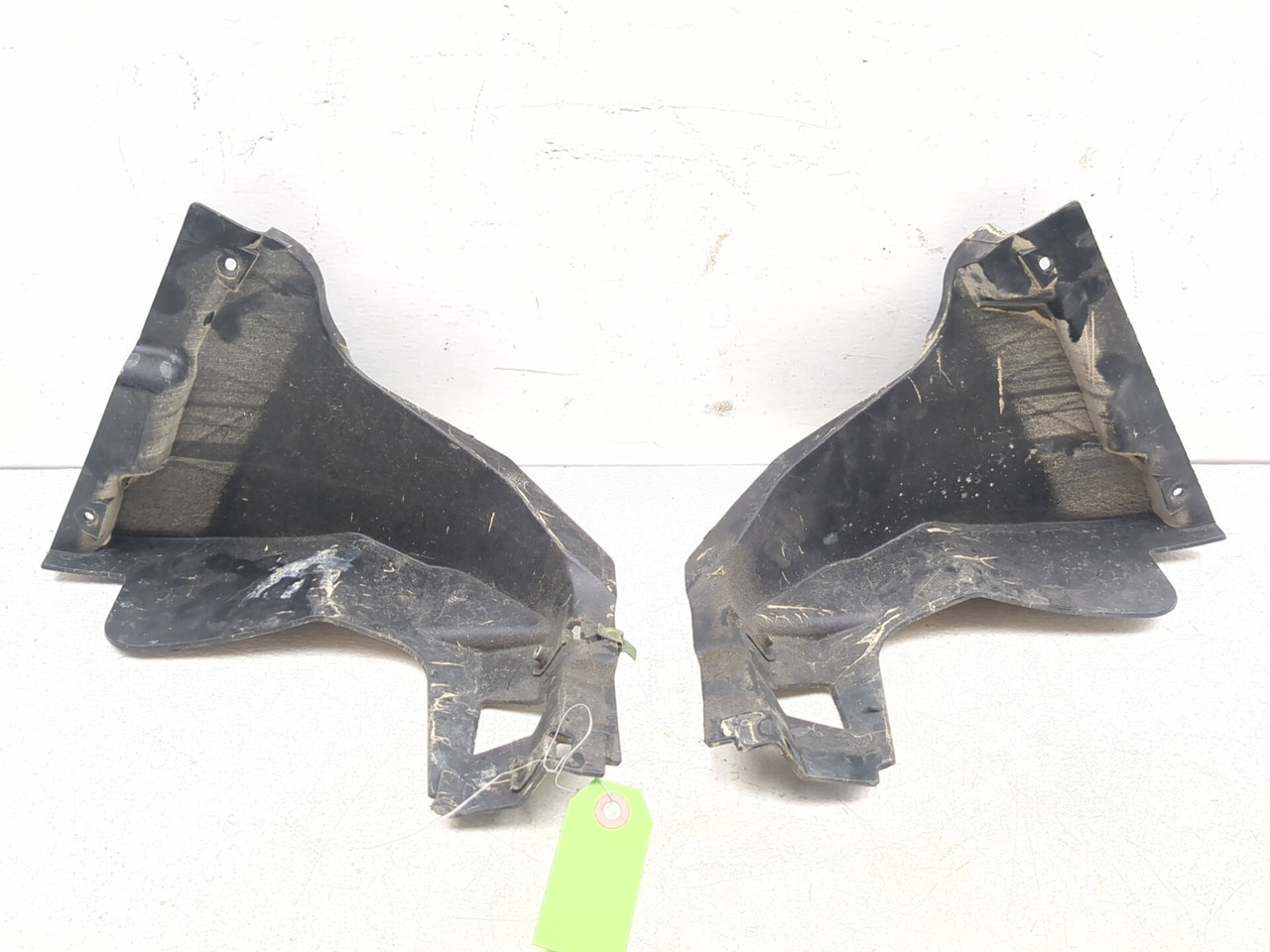 パーツ SL-R770 10-13 Can Am Spyder RT-S SE5 Rear Left Right Inner Fender Panel