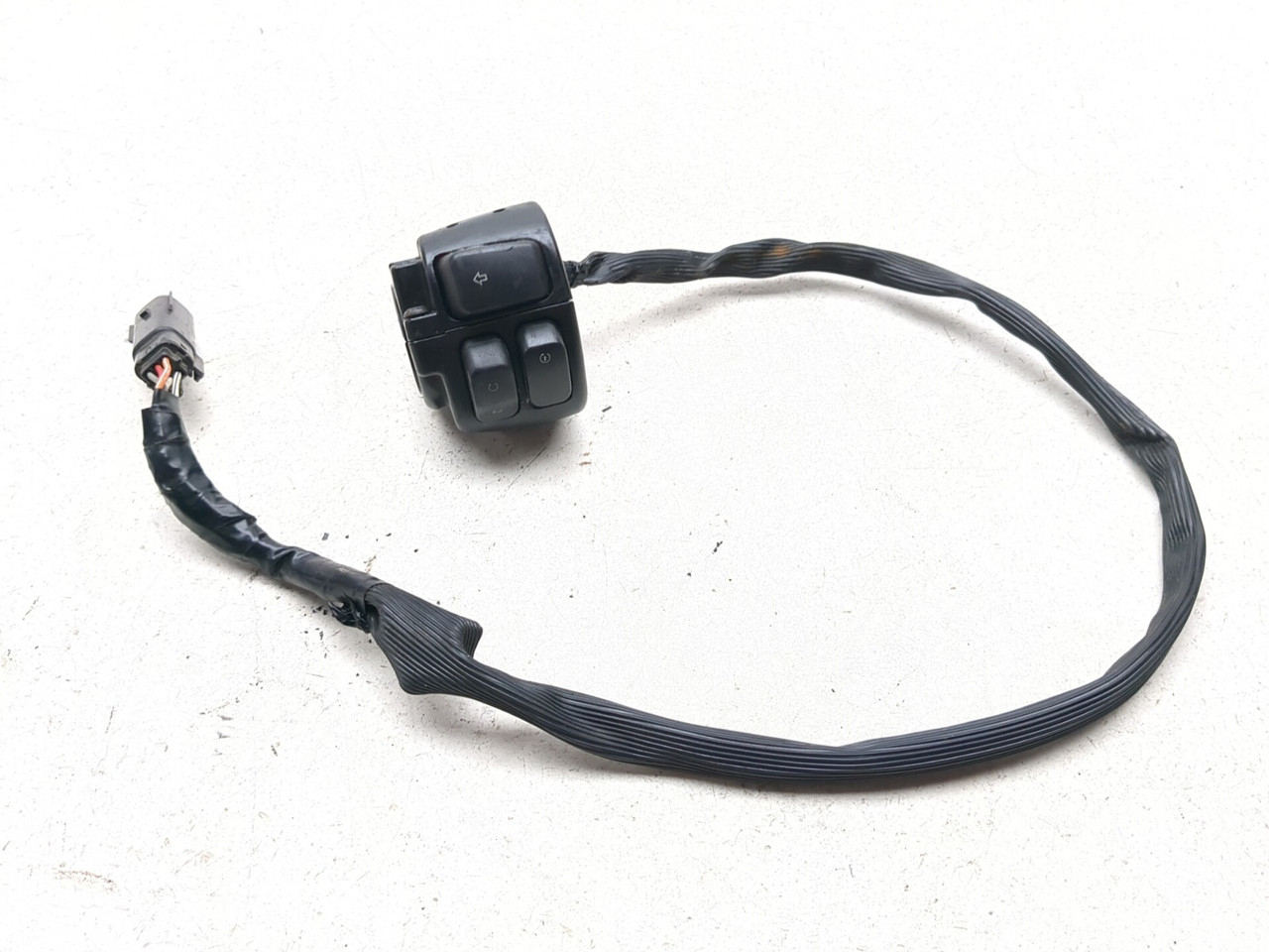 04-10 Harley Davidson Sportster XL883C Custom Left Handlebar