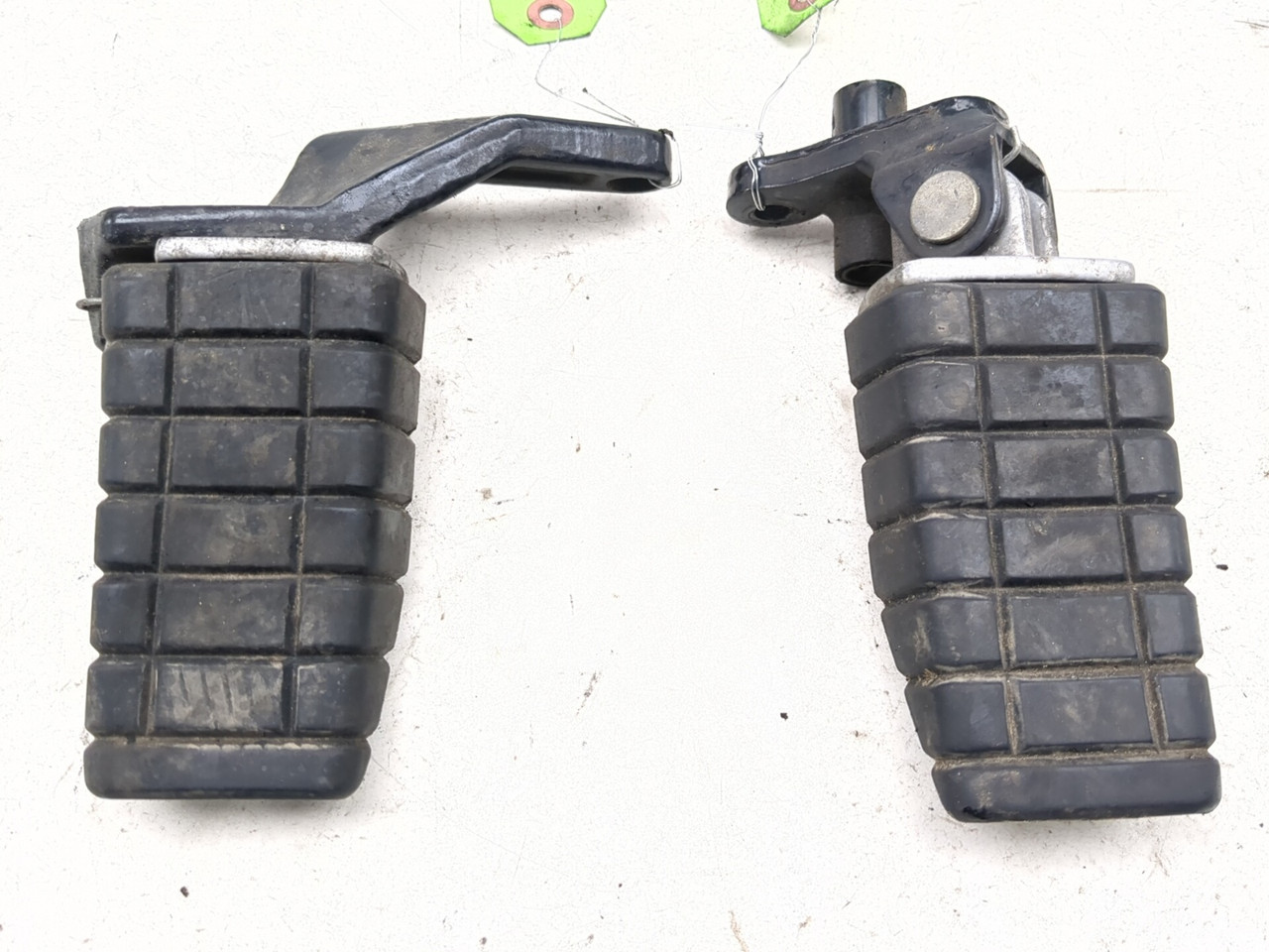 TAKA1200GS 86-03 Kawasaki Voyager ZG1200 Front Left Right Foot Peg Set 34028