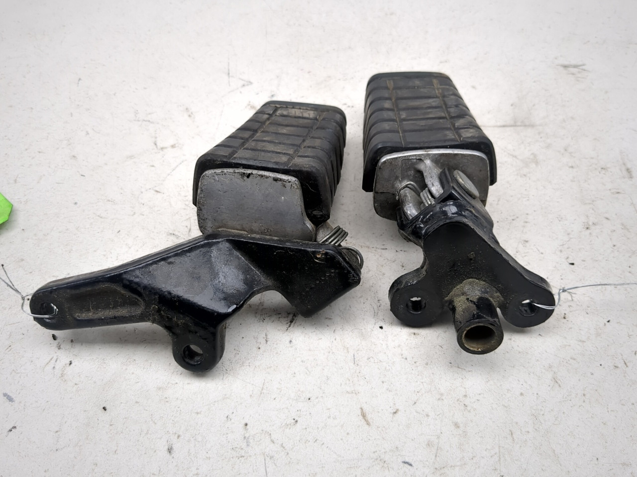 86-03 Kawasaki Voyager ZG1200 Front Left Right Foot Peg Set 34028