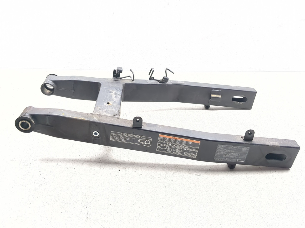 24-26 Kawasaki Ninja EX500 Rear Swingarm 33001-0761-18R - Sun