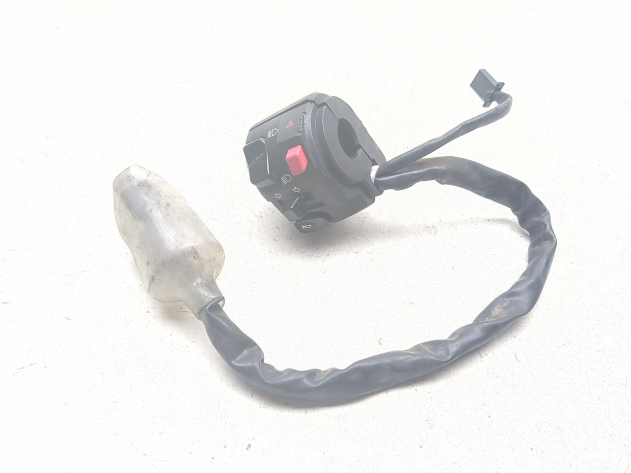 hiro4649 【5点】 24-26 Kawasaki Ninja EX500 Front Left Handlebar Switch 46091-0649