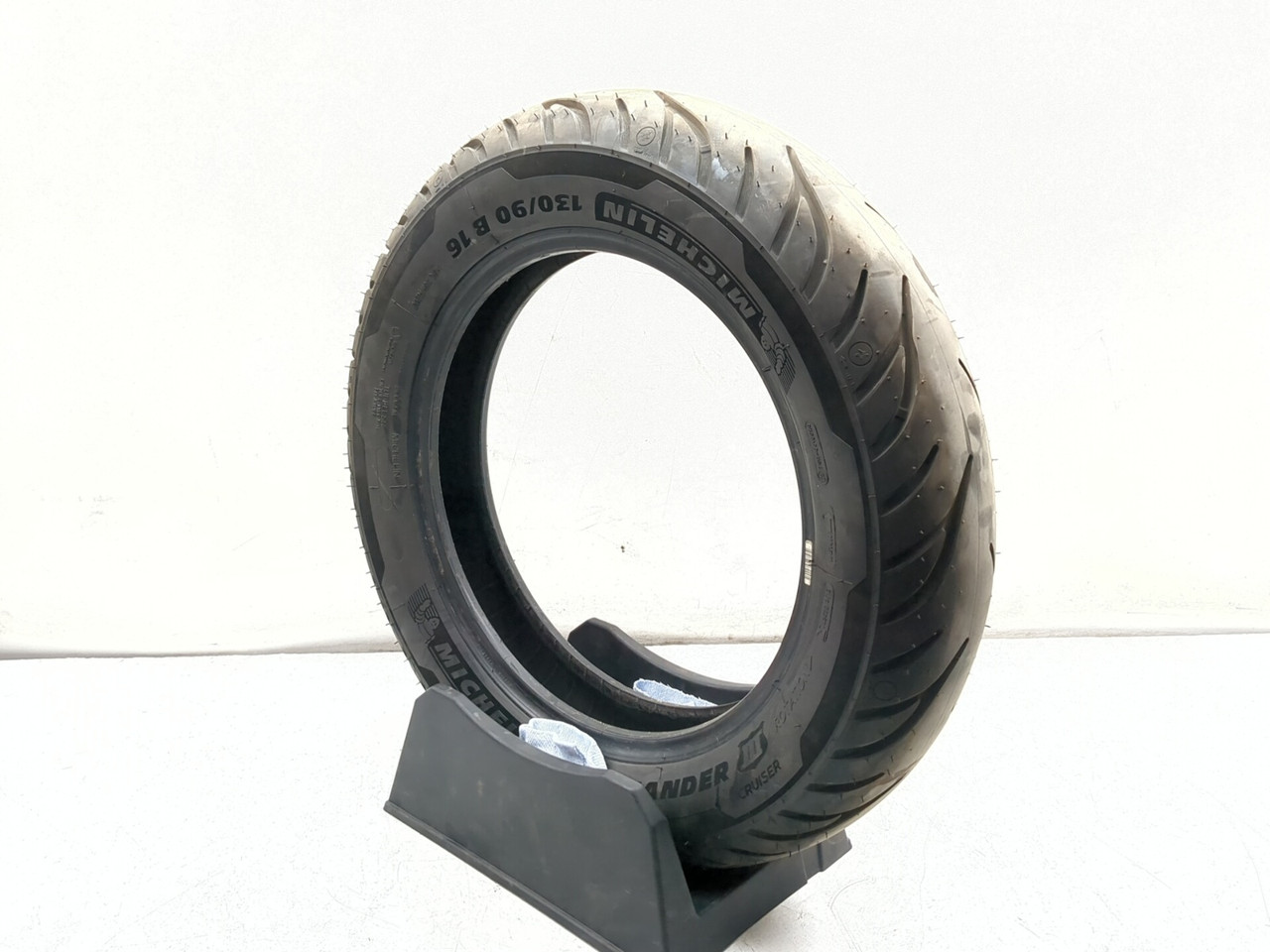 Shin　Michelin Commander3 130/90 B 16 Michelin Commander III Cruiser Rear Tire 130/90B16 - Sun Coast