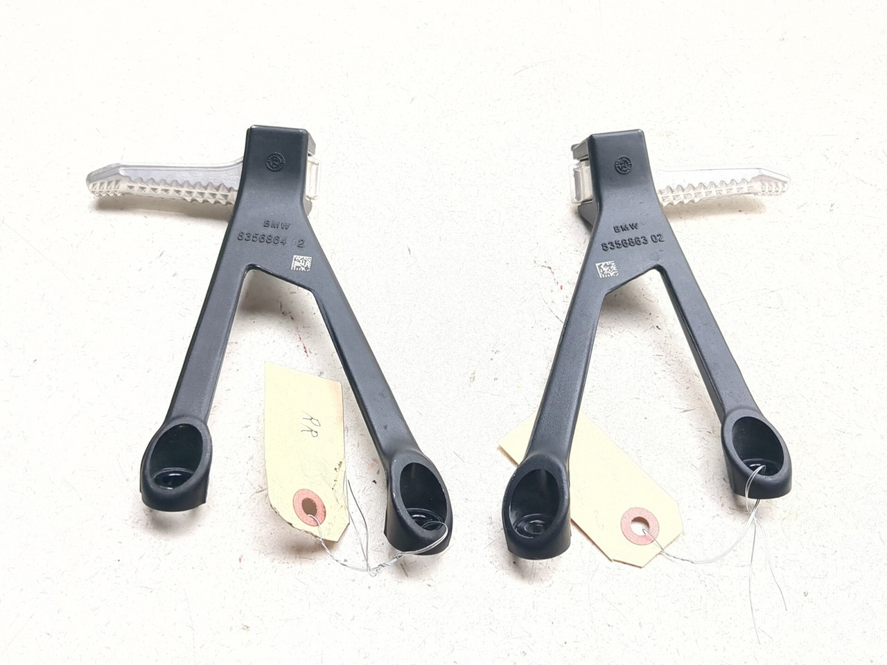 23-26 BMW S1000RR Rear Left Right Passenger Foot Peg Assembly Set