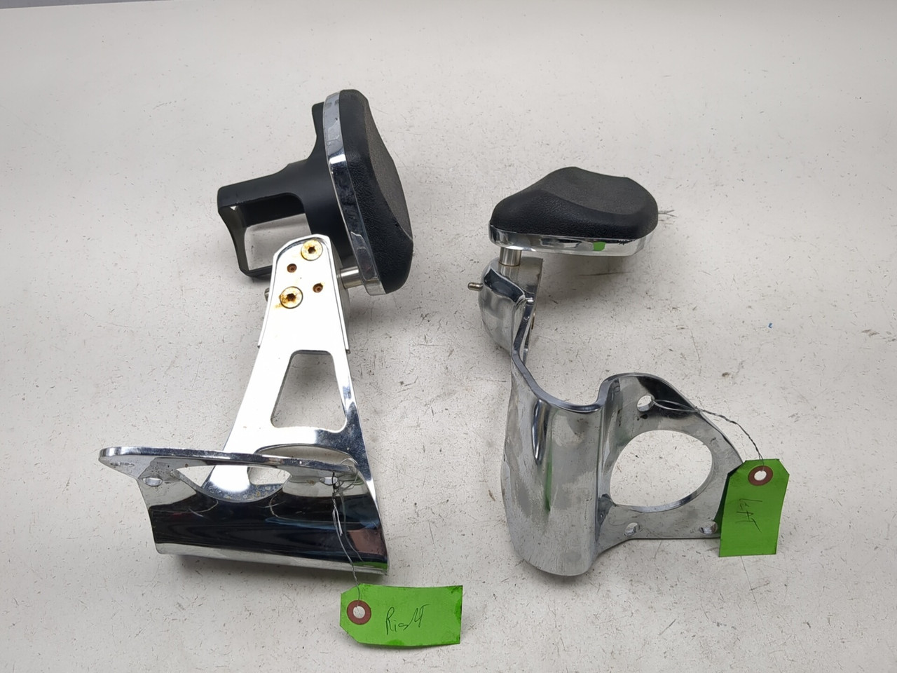miwausagiさま専用 86-03 Kawasaki Voyager ZG1200 Rear Left Right Arm Rest Set - Sun