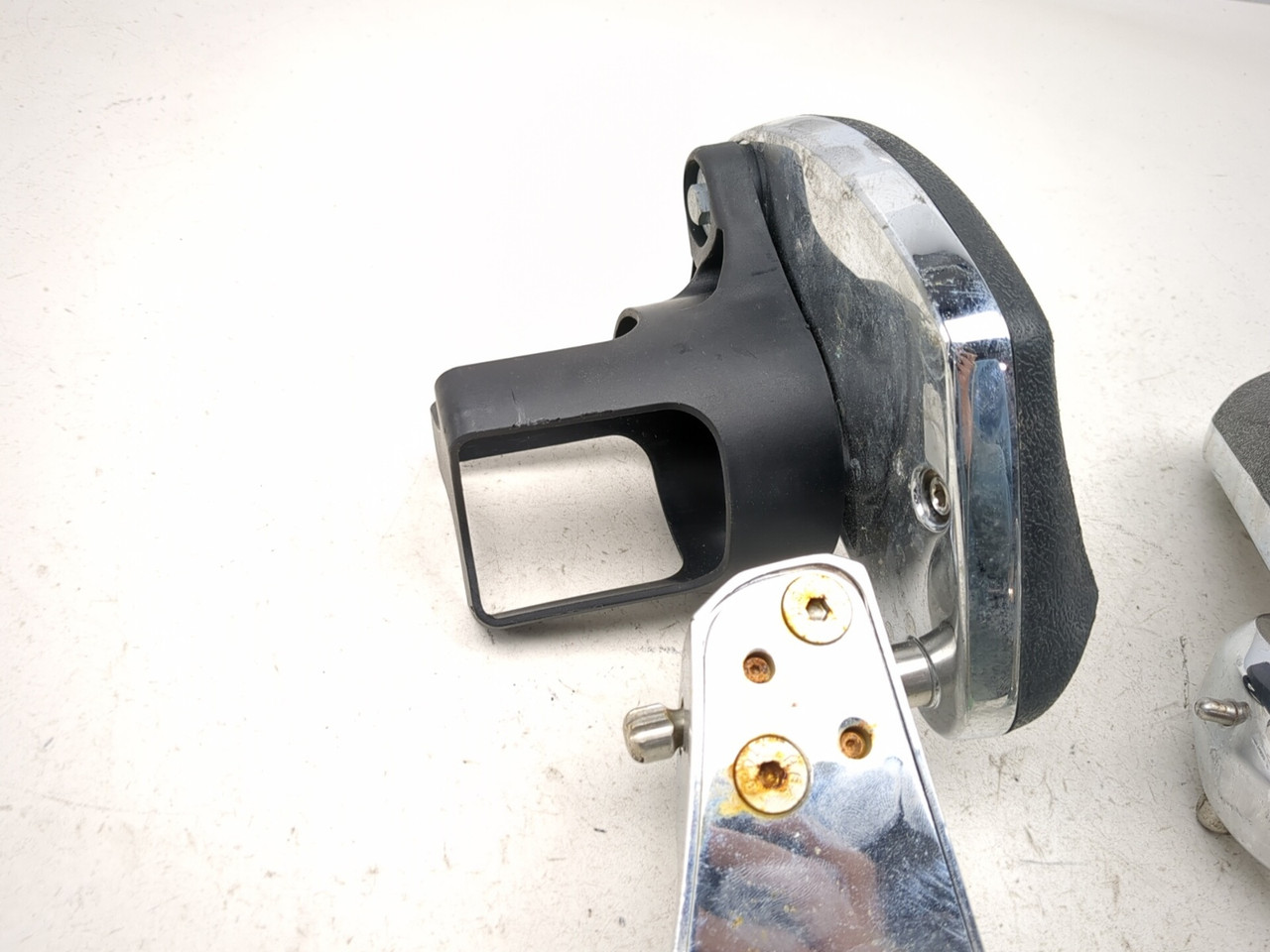 86-03 Kawasaki Voyager ZG1200 Rear Left Right Arm Rest Set - Sun
