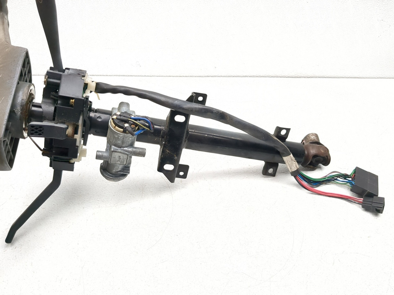 10-18 Cushman Mini Kei Utility Truck Front Wheel Steering Column