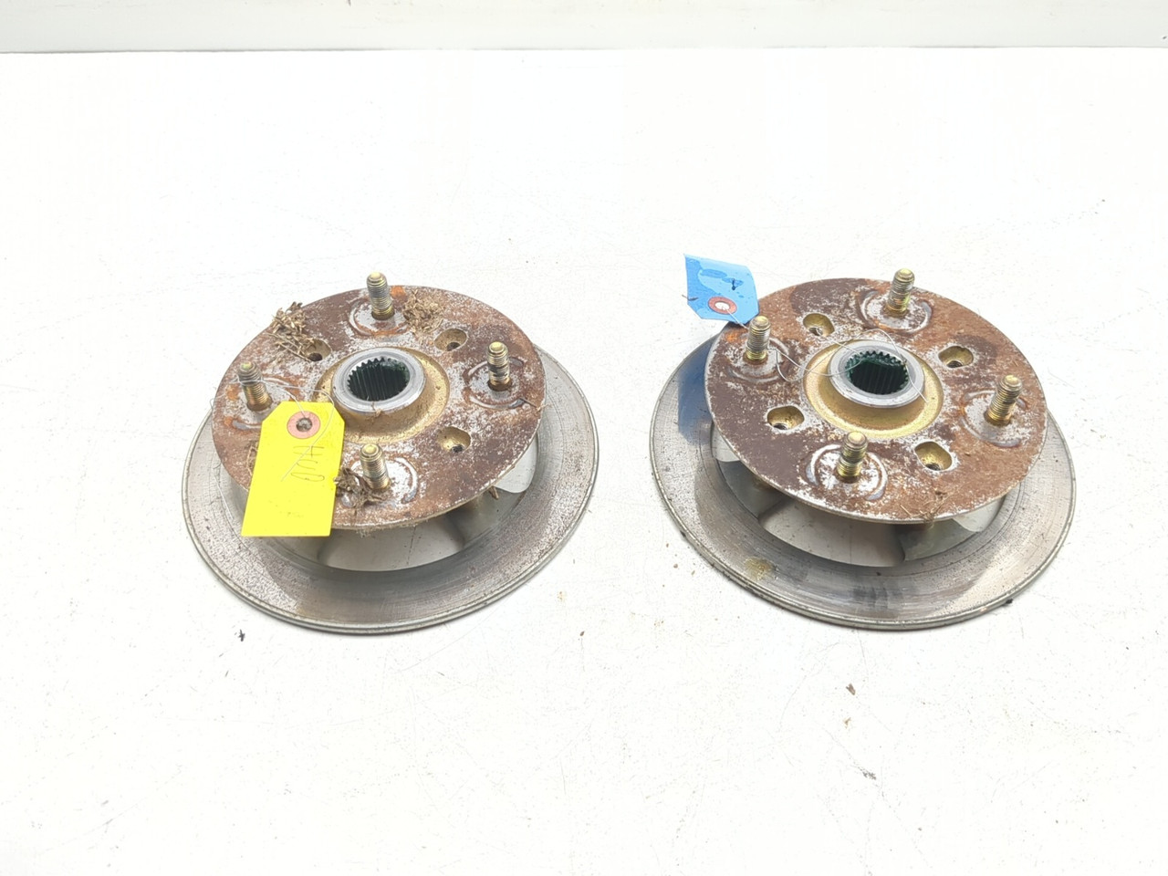 んんん 14-22 Kymco UXV700i UXV 700 Front Left Right Wheel Hub Set 45121