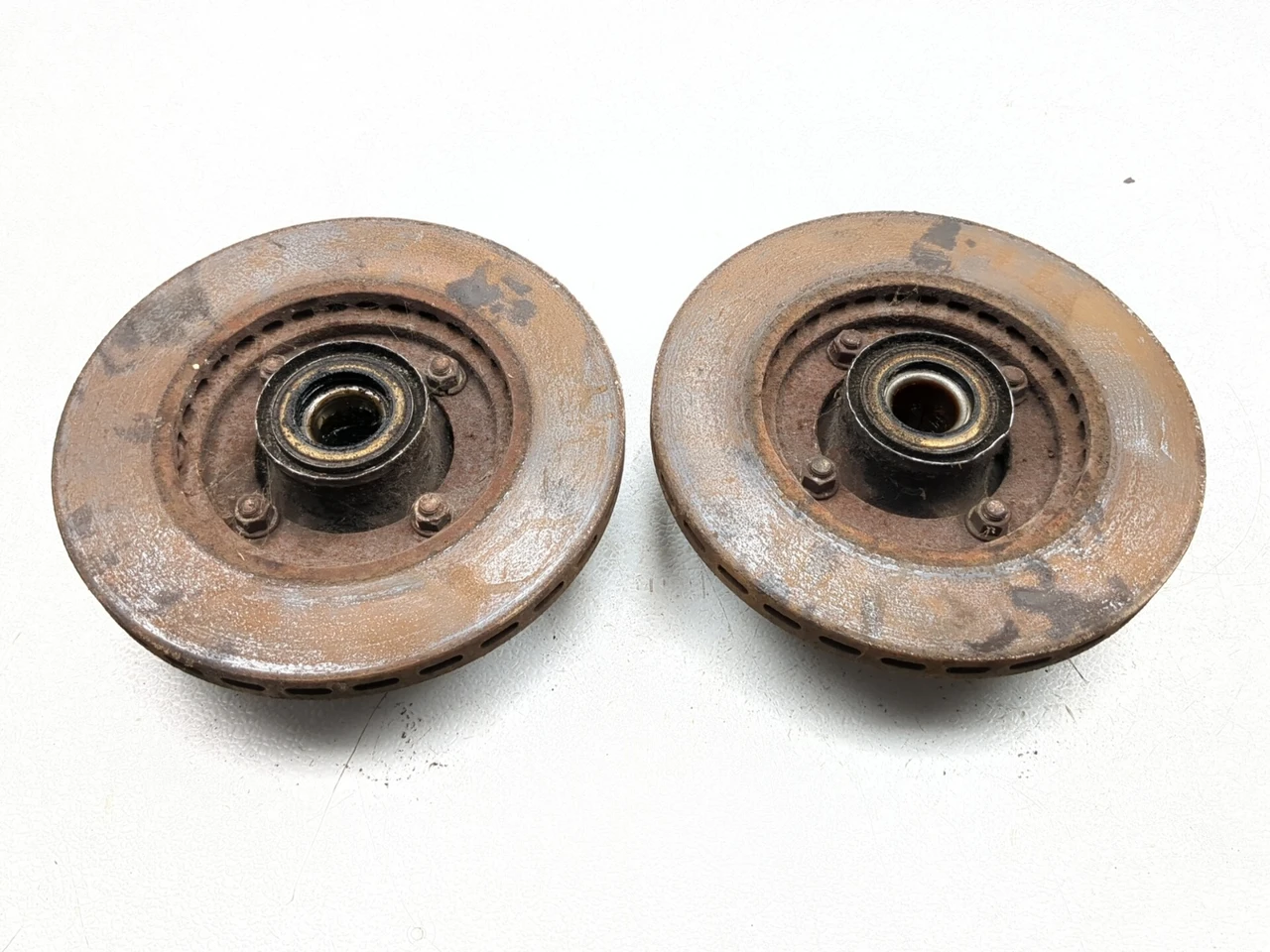 10-18 Cushman Mini Kei Utility Truck Front Left Right Wheel Hub