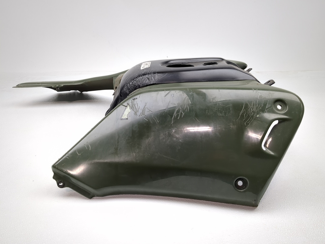 95-03 Honda TRX400FW3 Foreman Fuel Tank Top Cover w/Side Fairing