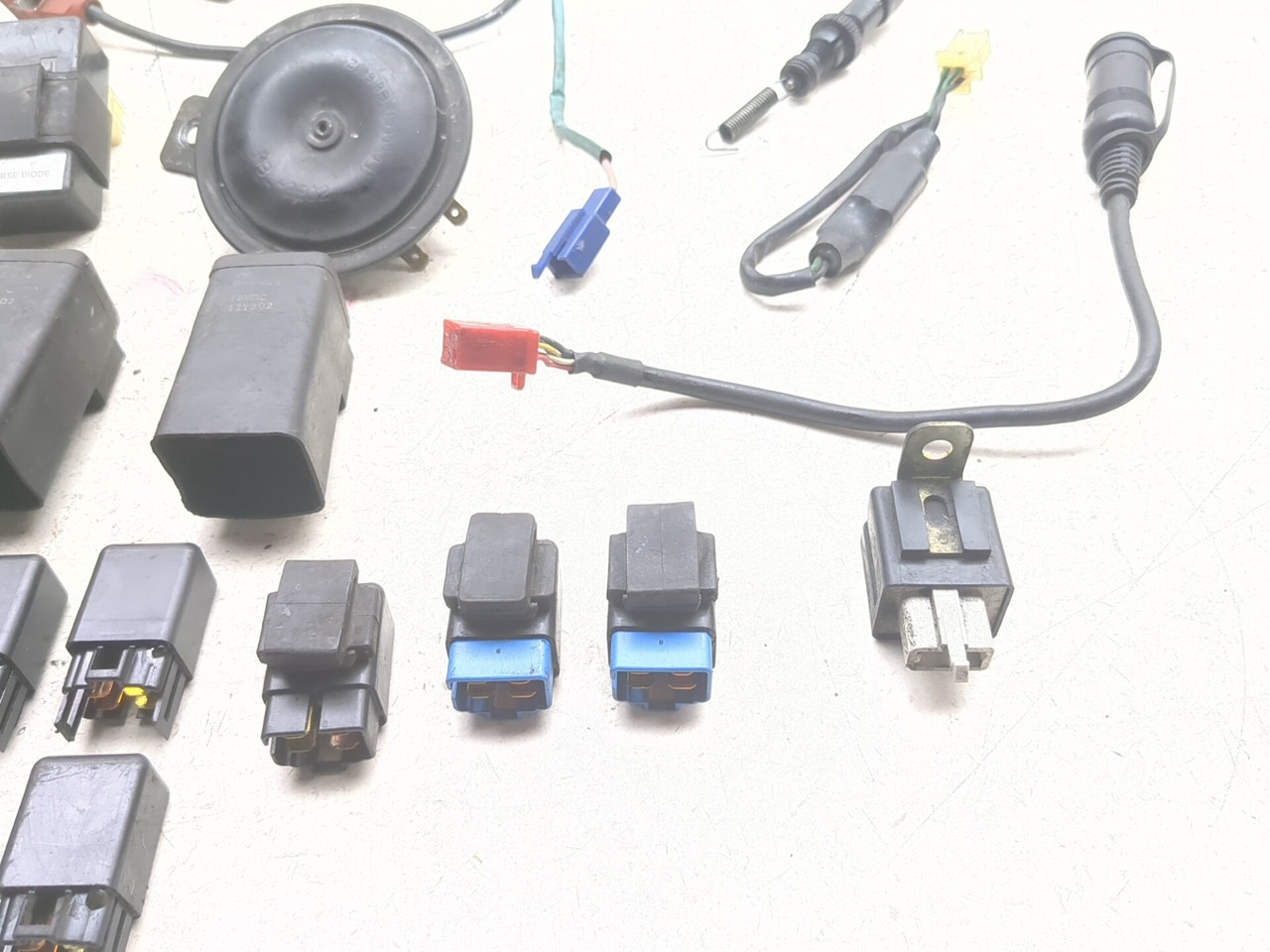 88-00 Honda GL1500 Goldwing Relay Horn Switch Control Regulator