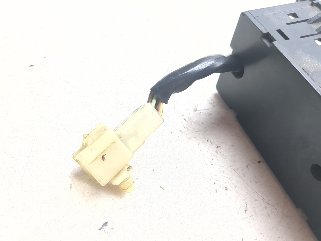 88-00 Honda GL1500 Goldwing Air Suspension Control Switch Panel