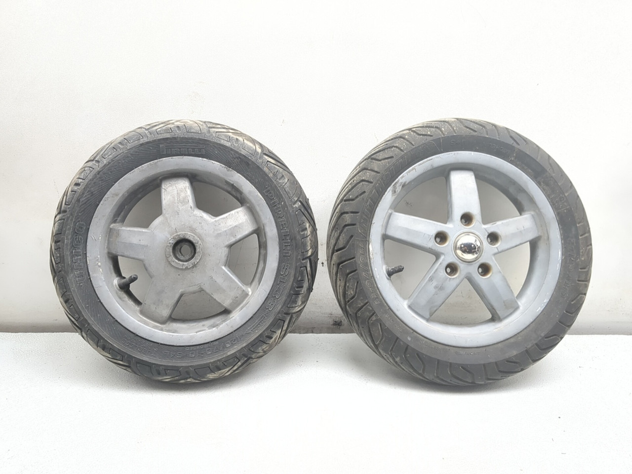 Michelin City Grip 2 Front Tire Pirelli SL 38 Rear Wheel Set - Sun