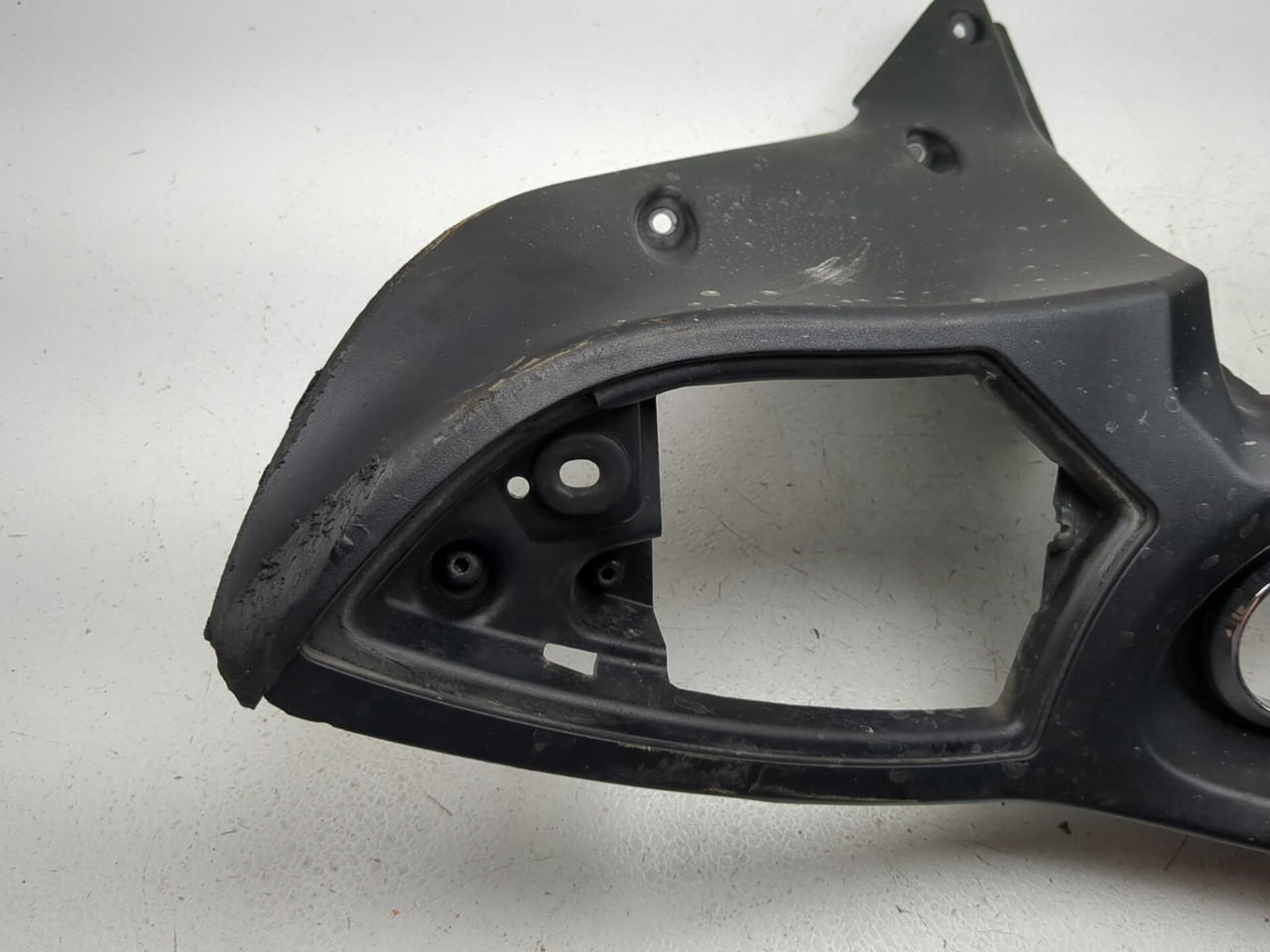 12-17 Victory Cross Country Tour Front Dash Panel 5437066 - Sun