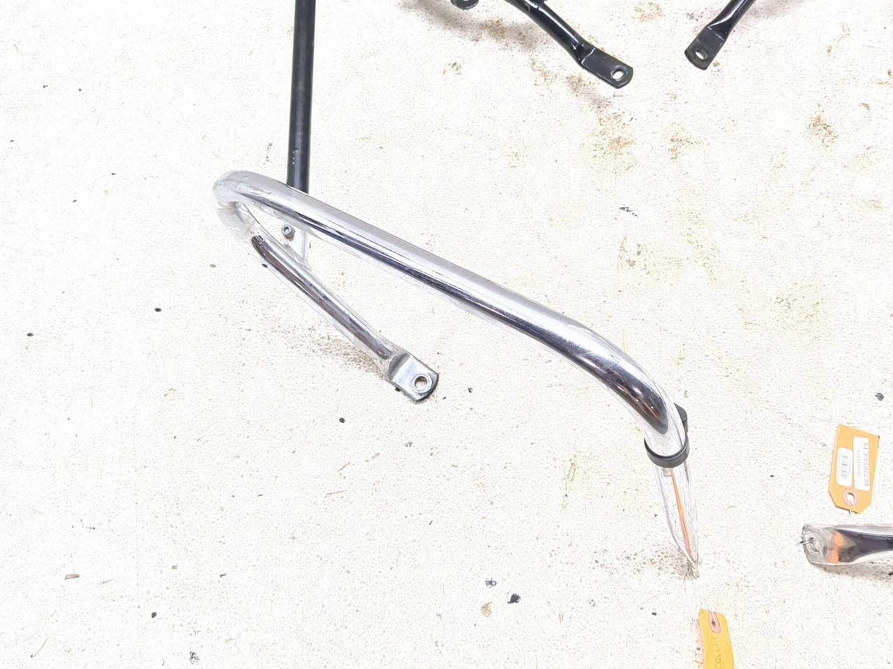 10-13 Harley FLHTK Electra Glide Ultra Rear Saddlebag Guard Rail