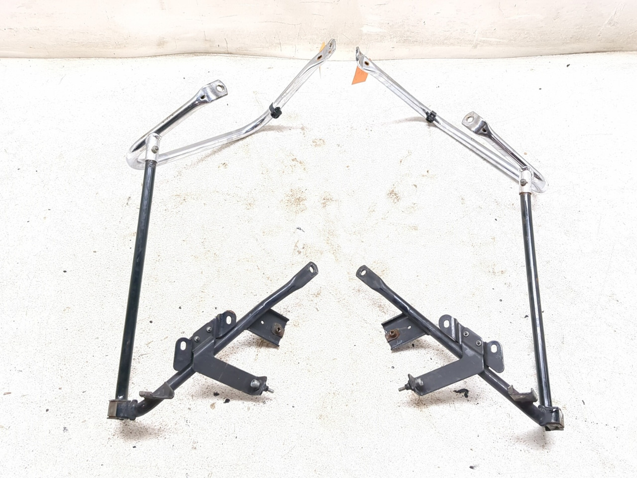 10-13 Harley FLHTK Electra Glide Ultra Rear Saddlebag Guard Rail