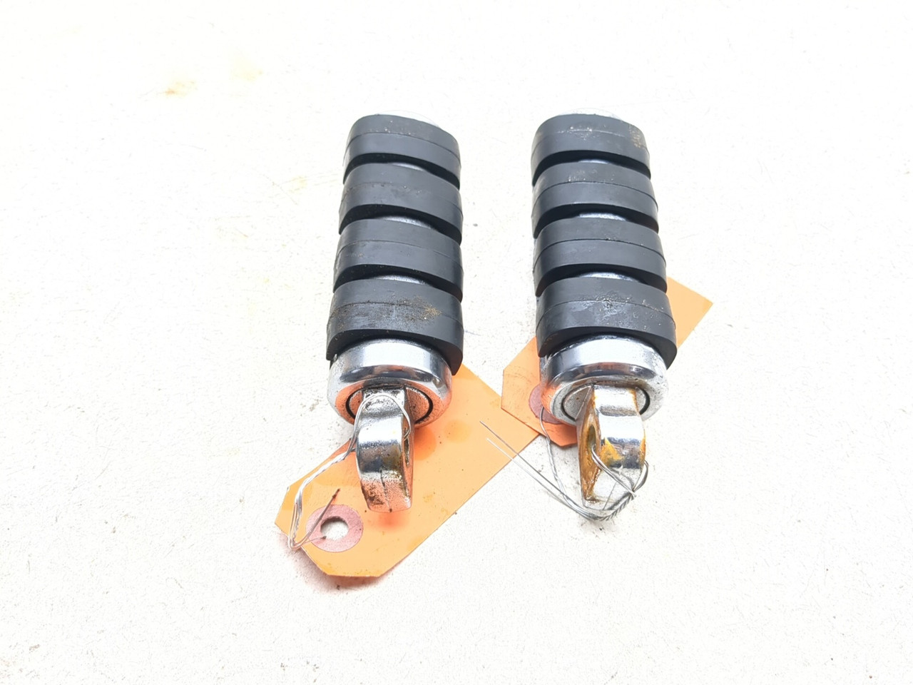 Harley-Davidson 写真集 00-07 Harley Davidson Softail Deuce FXSTD Front Left Right Foot