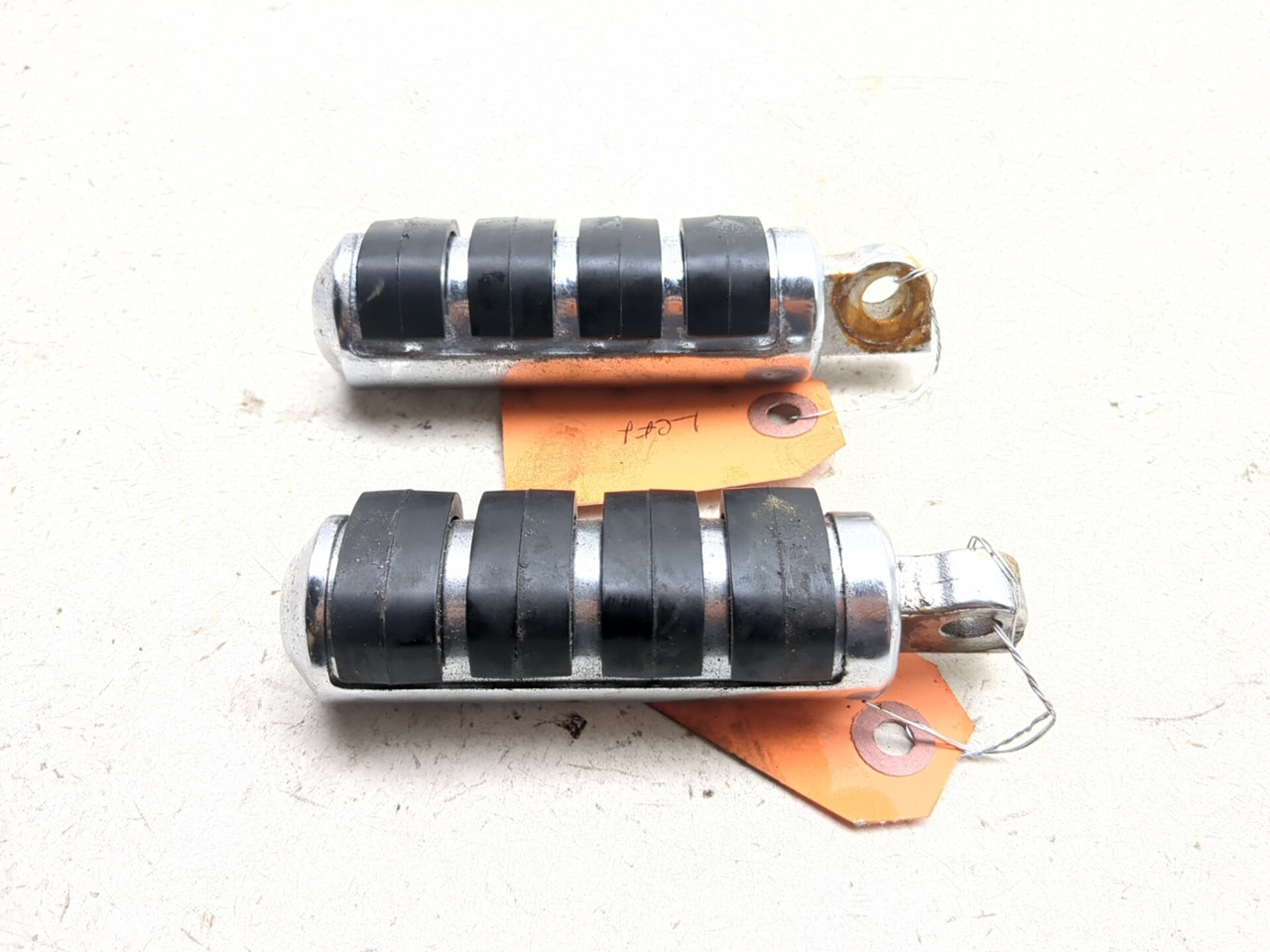 00-07 Harley Davidson Softail Deuce FXSTD Front Left Right Foot