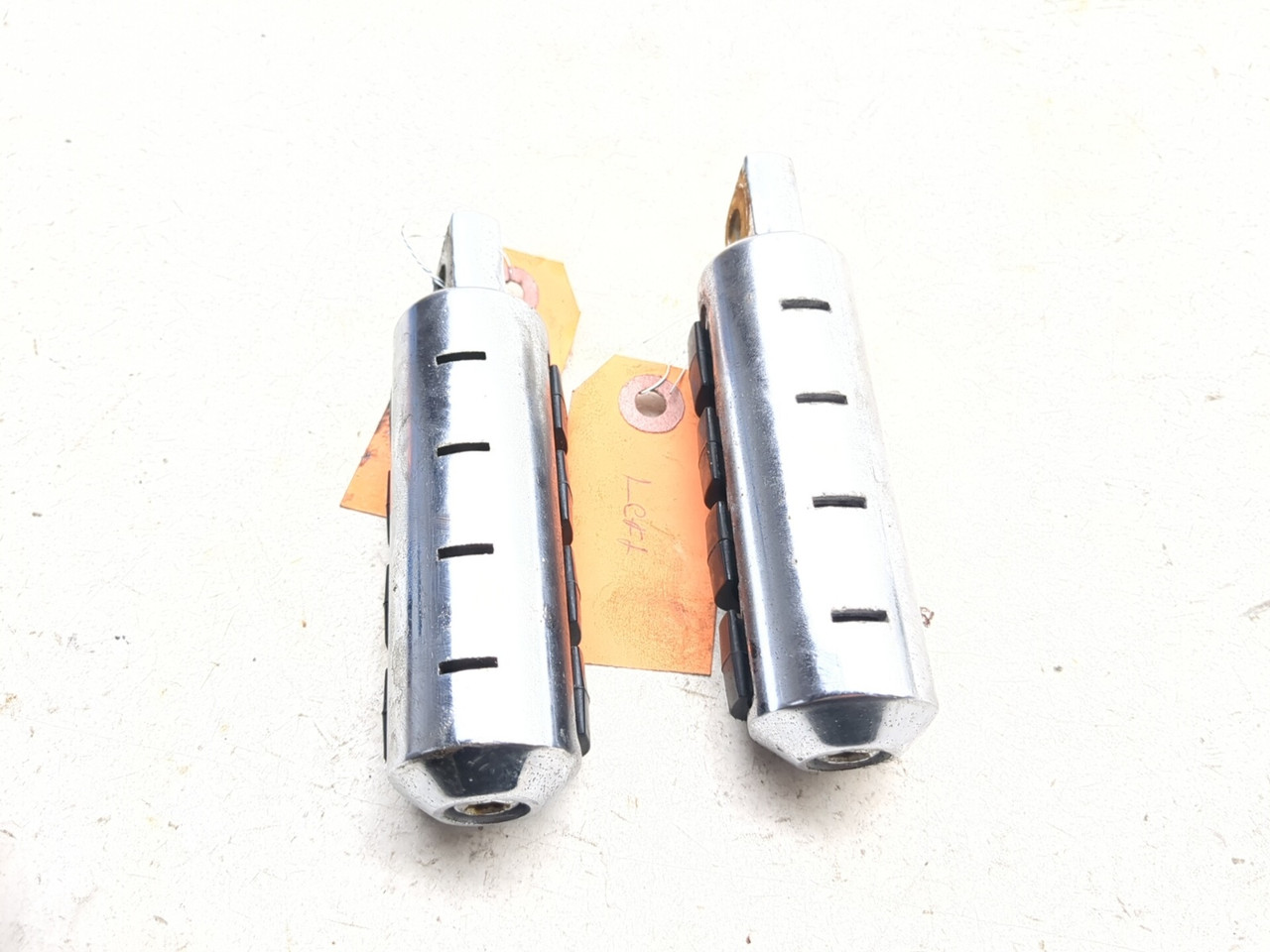 00-07 Harley Davidson Softail Deuce FXSTD Front Left Right Foot