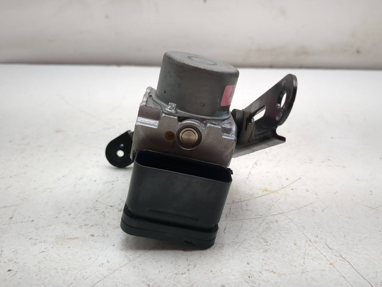 23-26 Kawasaki ZX400S ZX4R ABS Control Pump Unit Modulator 16082