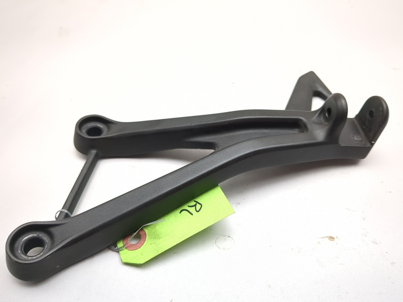 23-26 Kawasaki ZX400S ZX4R Rear Passenger Foot Peg Bracket Pair
