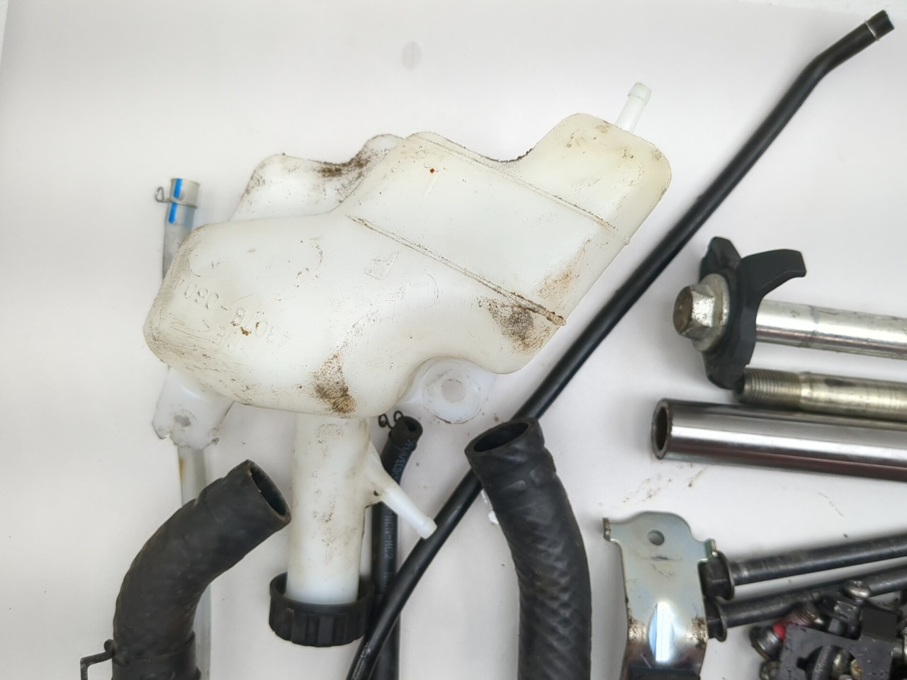 23-26 Kawasaki ZX400S ZX4R Bracket Axle Hose Reservoir Hardware