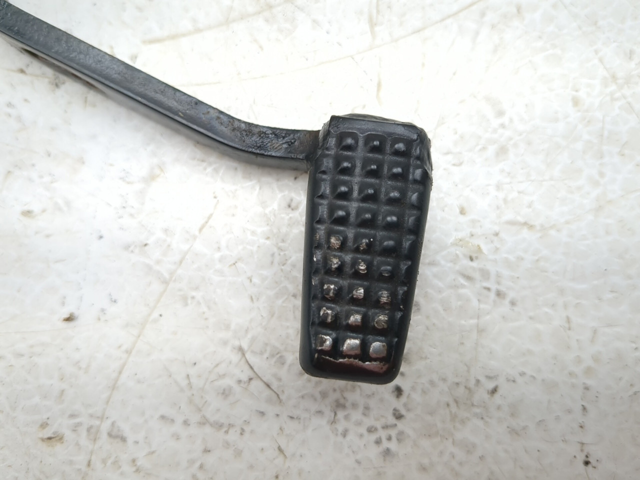 23-26 Kawasaki ZX400S ZX4R Rear Right Foot Brake Pedal Lever 43001