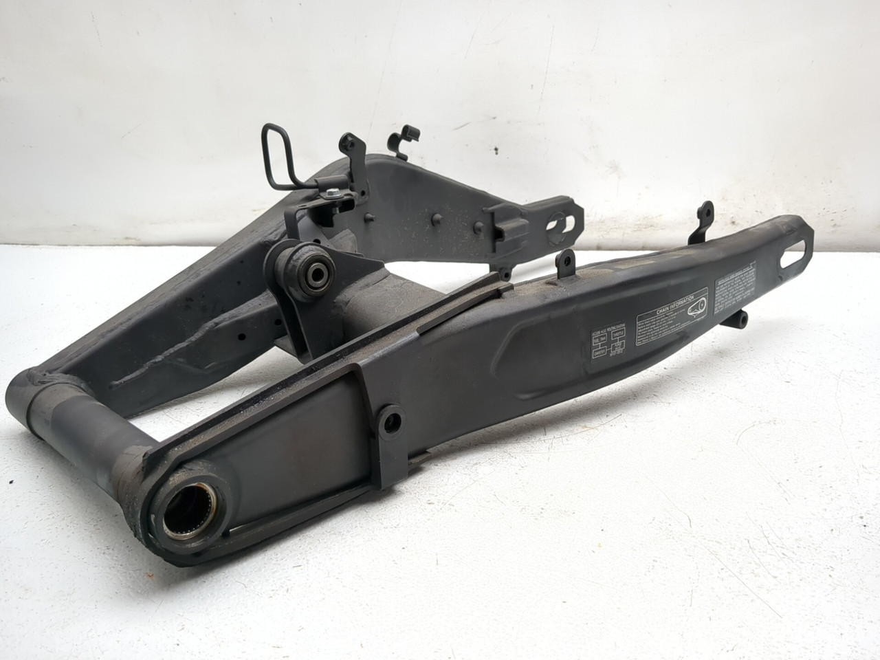 23-26 Kawasaki ZX400S ZX4R Rear Suspension Swingarm 33001-0765-18R